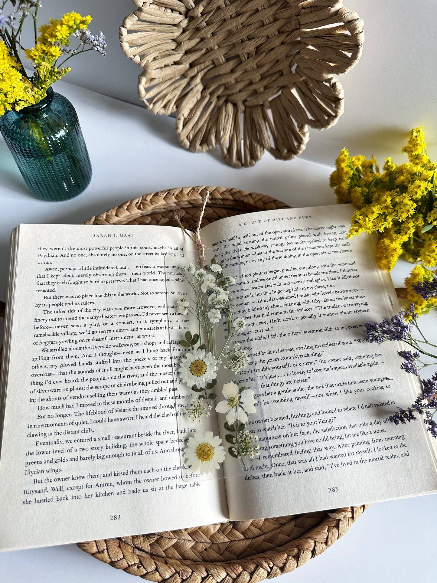 Petals & Pages by Grace - Cottage meadows bookmark