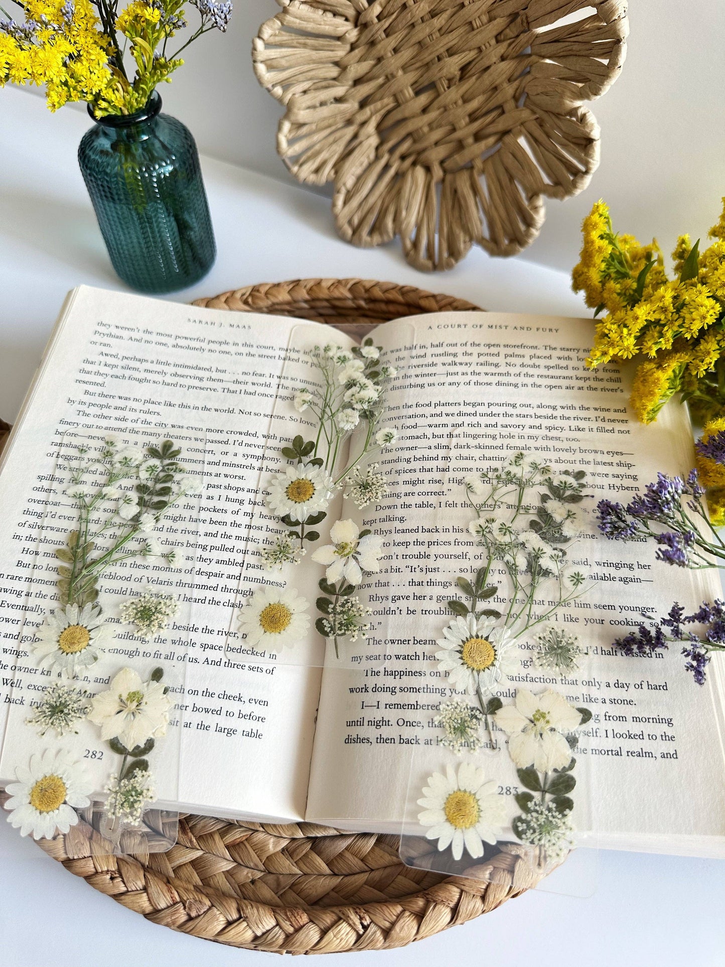 Petals & Pages by Grace - Cottage meadows bookmark